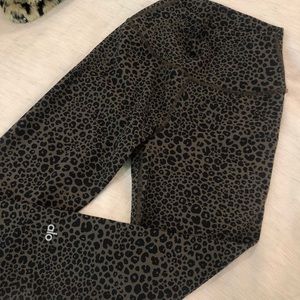 Alo yoga leggings